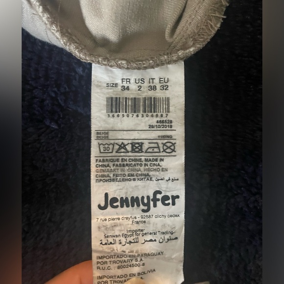 Jennyfer beige pants, thick structured material. Worn once - Picture 3 of 5